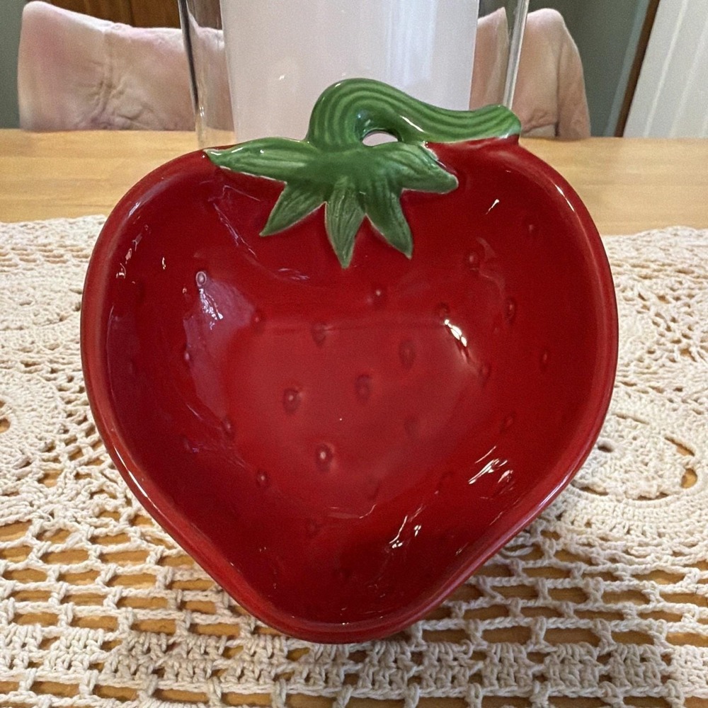 Vintage Knobler Strawberry Ceramic Bowl Red Fruit Shaped Dish Japan Cottagecore